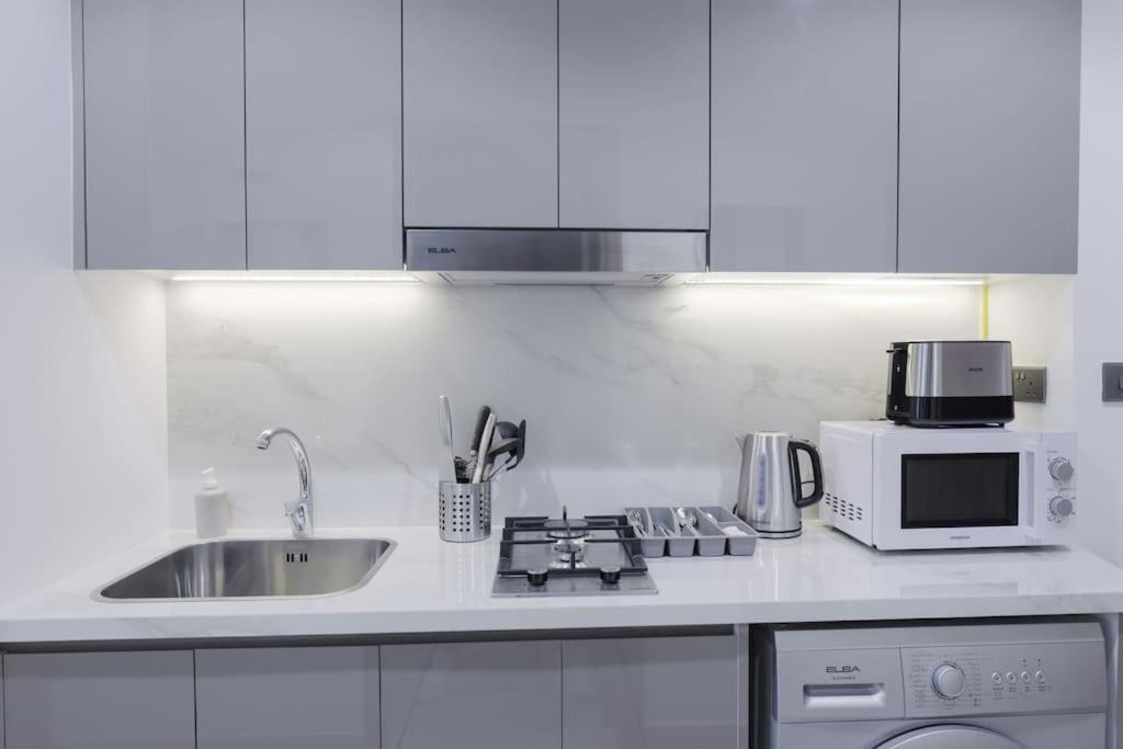 Appartamento Inviting In Azizi Riviera, Close To Downtown