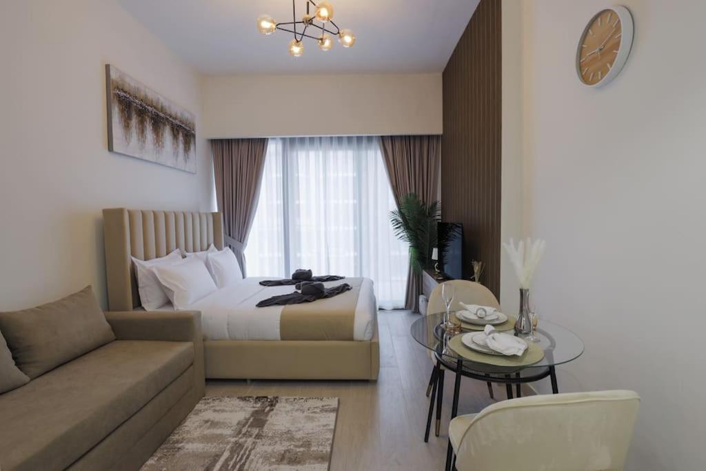 Appartamento Inviting In Azizi Riviera, Close To Downtown *