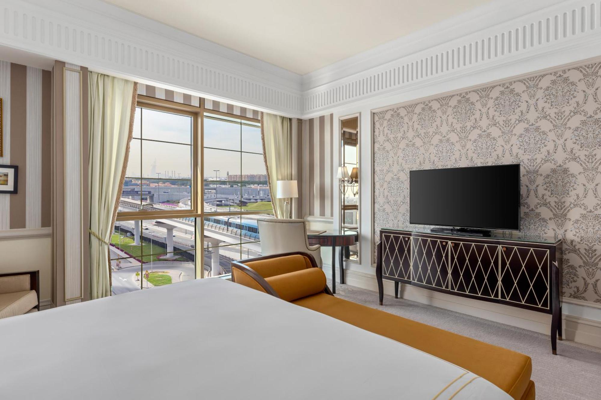 Al Habtoor Palace - Preferred & 5*