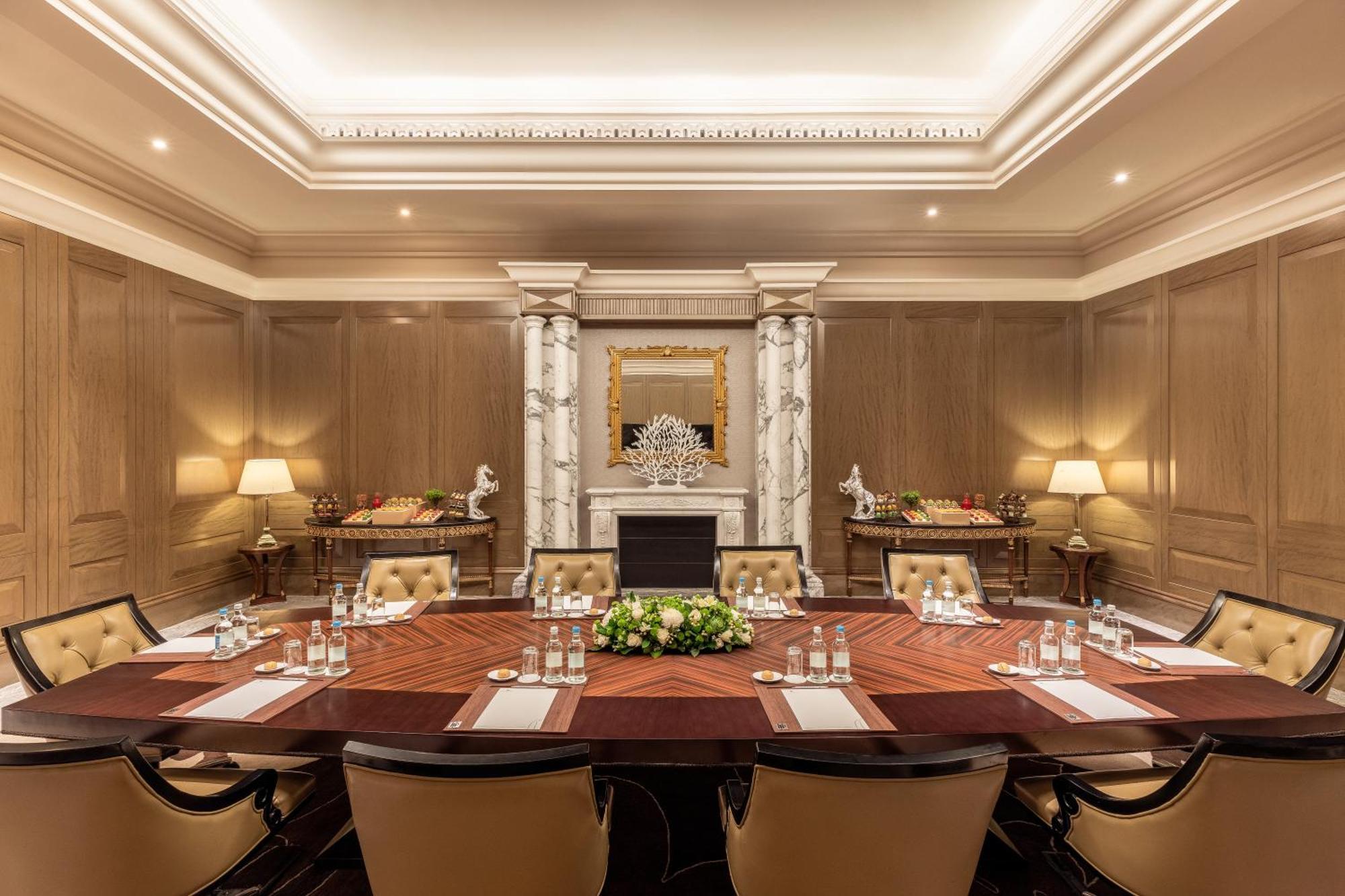 Hotel Al Habtoor Palace - Preferred & Dubái