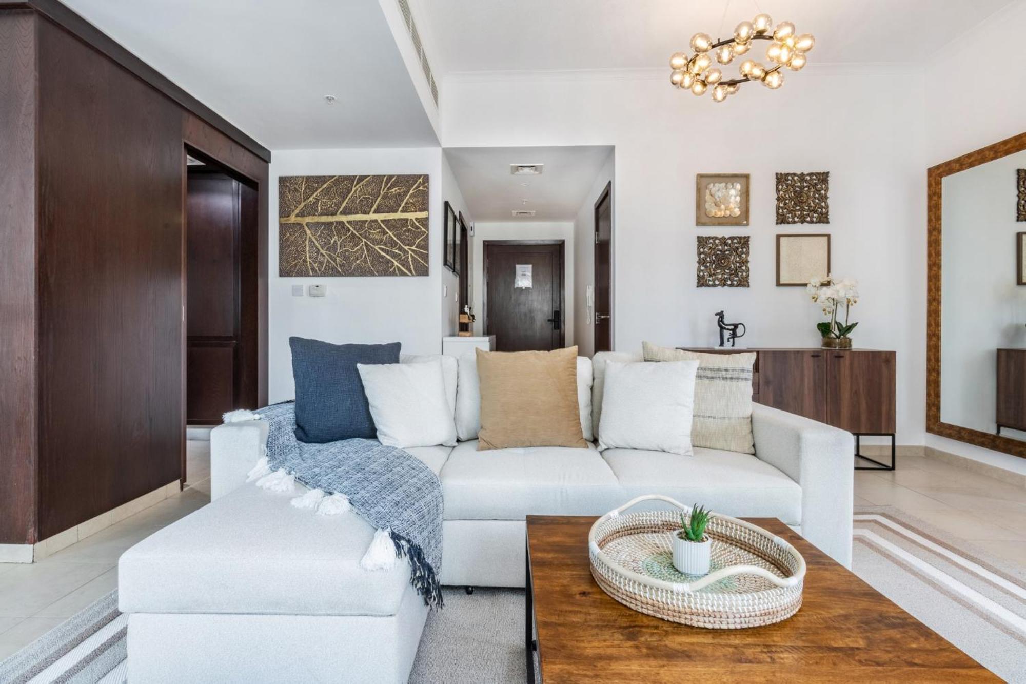 Stunning 1-bedroom With Full Burj Khalifa View - 5-min Walk To Mall Appartement Dubai