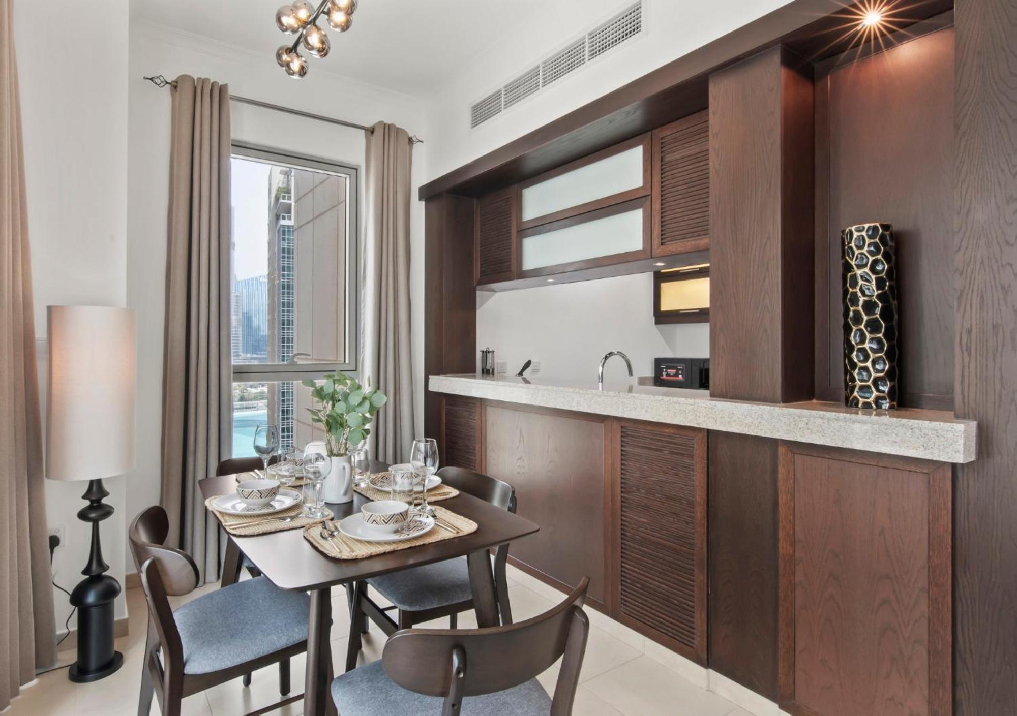 Stunning 1-bedroom With Full Burj Khalifa View - 5-min Walk To Mall Appartement Dubai