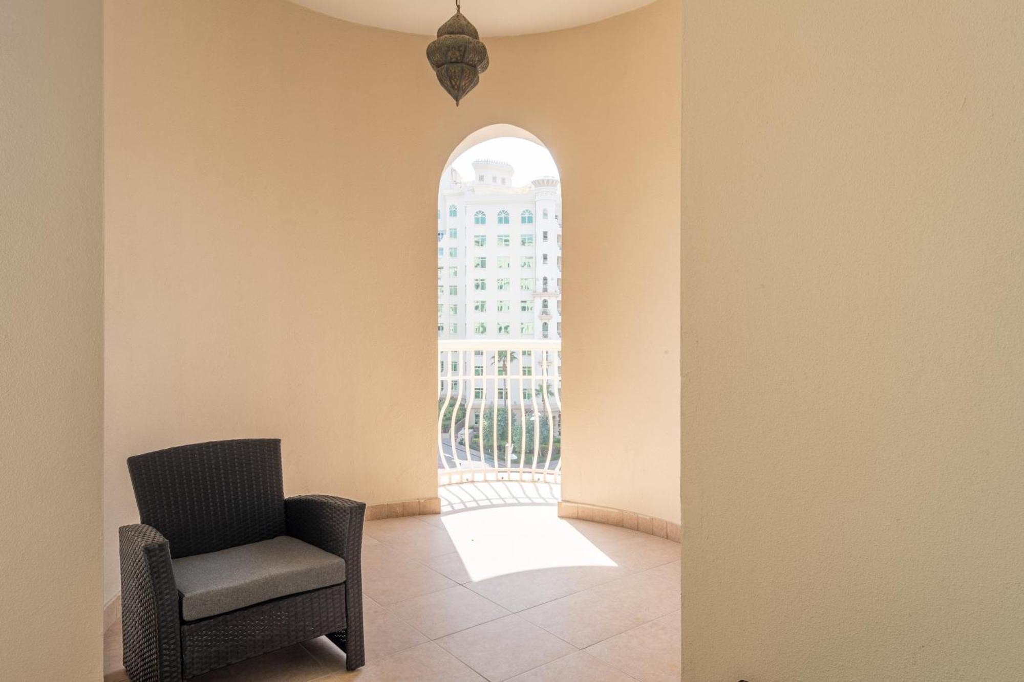 The Palm 4br & Pool Access Apartment *