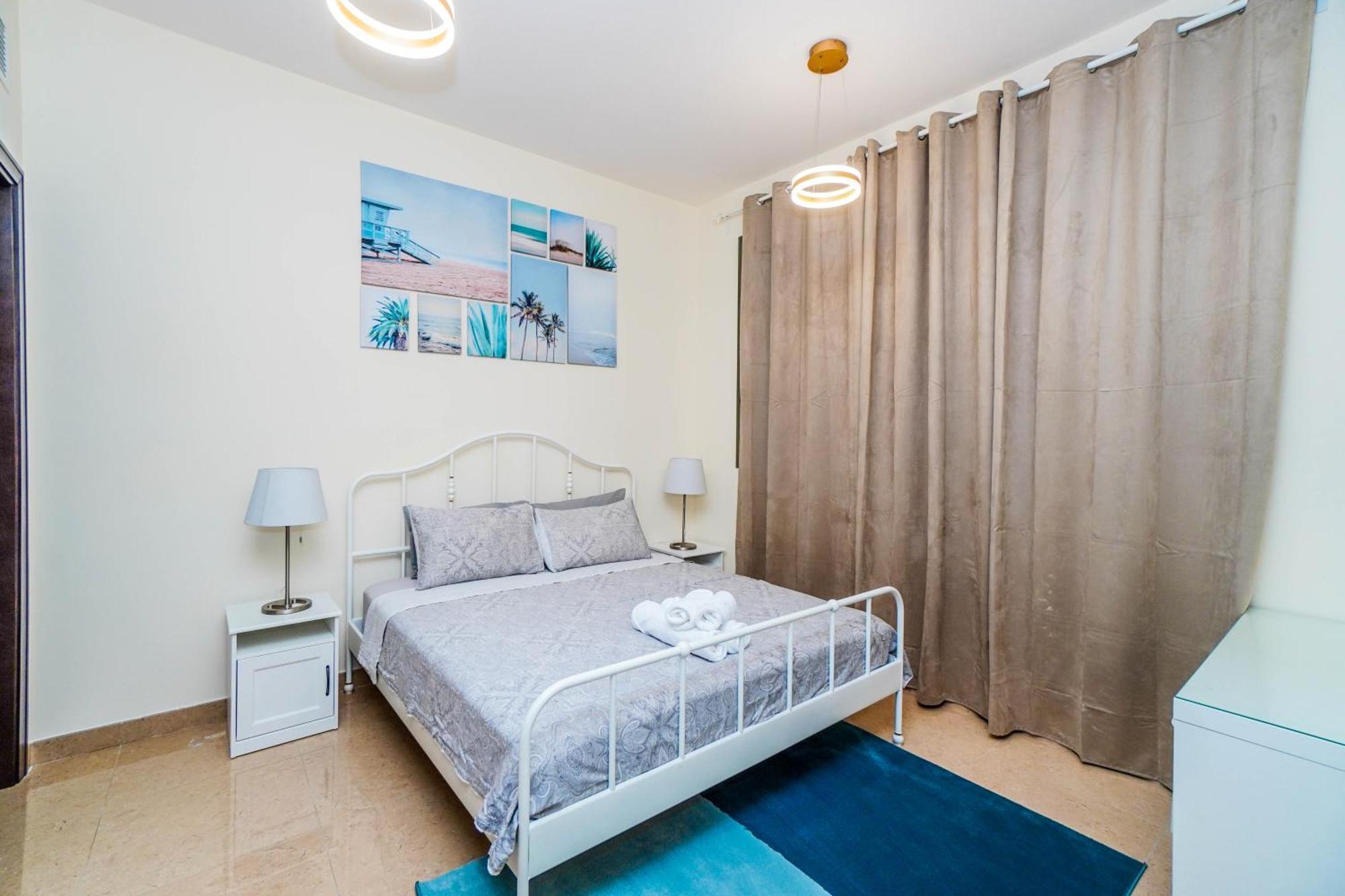 1 Bedroom Apt, Miracle Garden With Rooftop Pool, King Bed, Gym,100mbps Appartement *