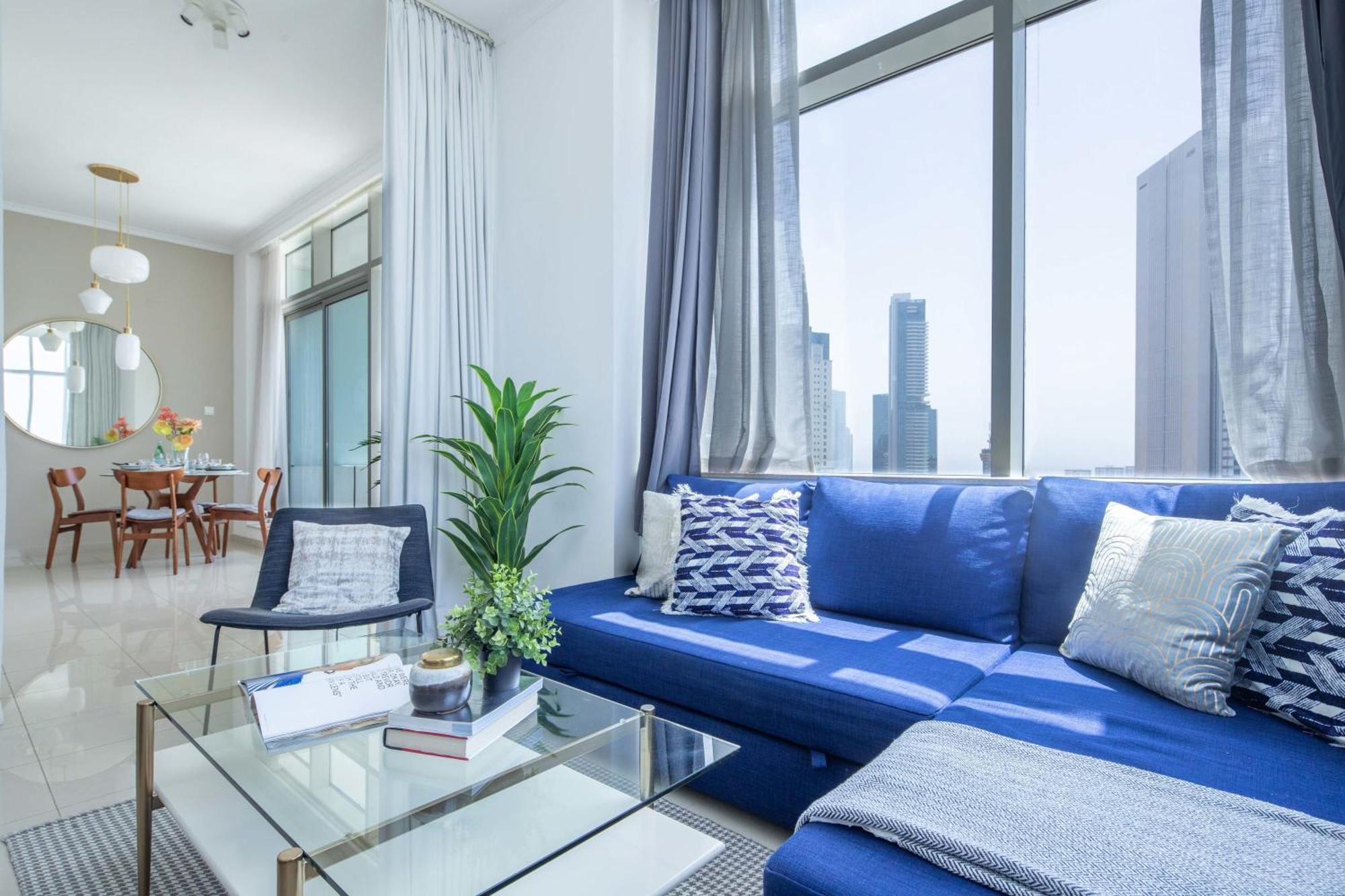 Frank Porter - Botanica Tower 1 Apartment Dubai