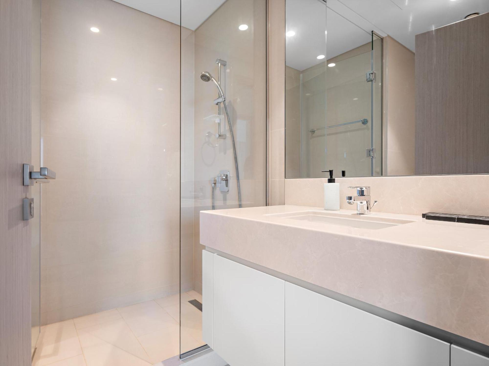 Vibrant 3bdr Plus 1 Guest In Downtown With Burj Khalifa View Apartemen