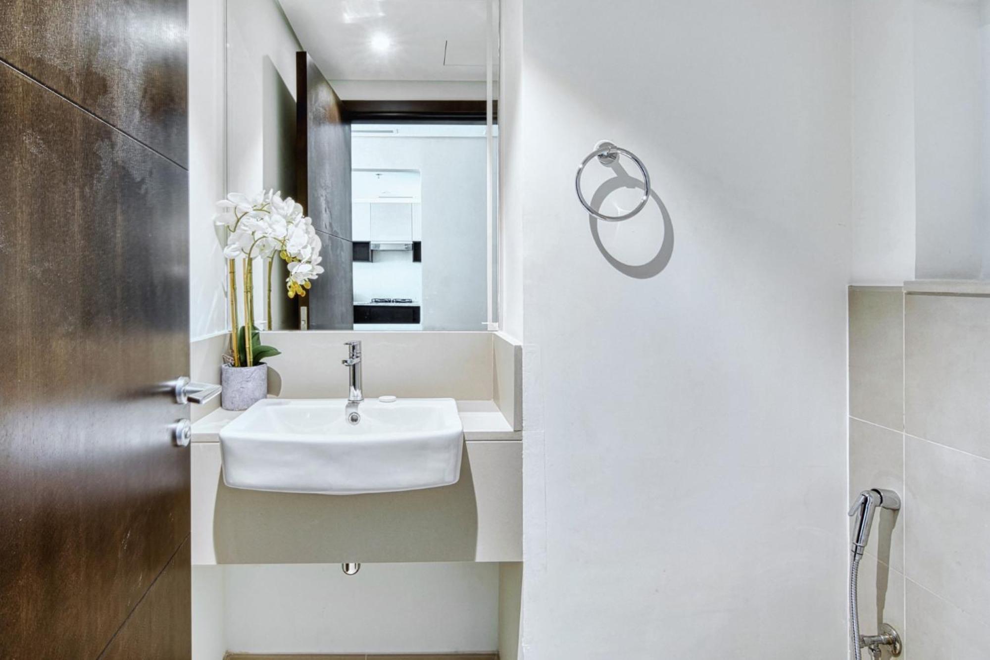 Lägenhet Majestic At Creek Residences Dubai