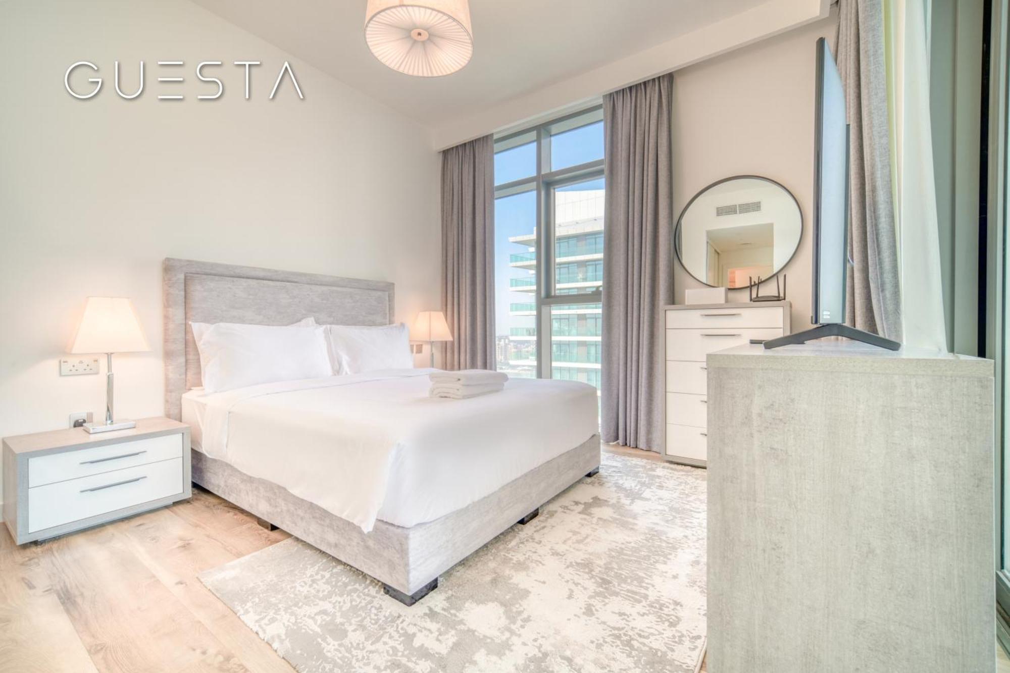 Emaar Beachfront - Vista Tower, Marina