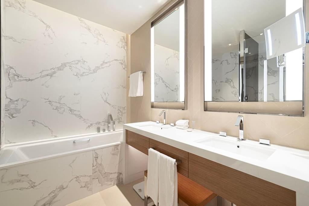 Address Opera - Luxury 1 Bedroom Apartament