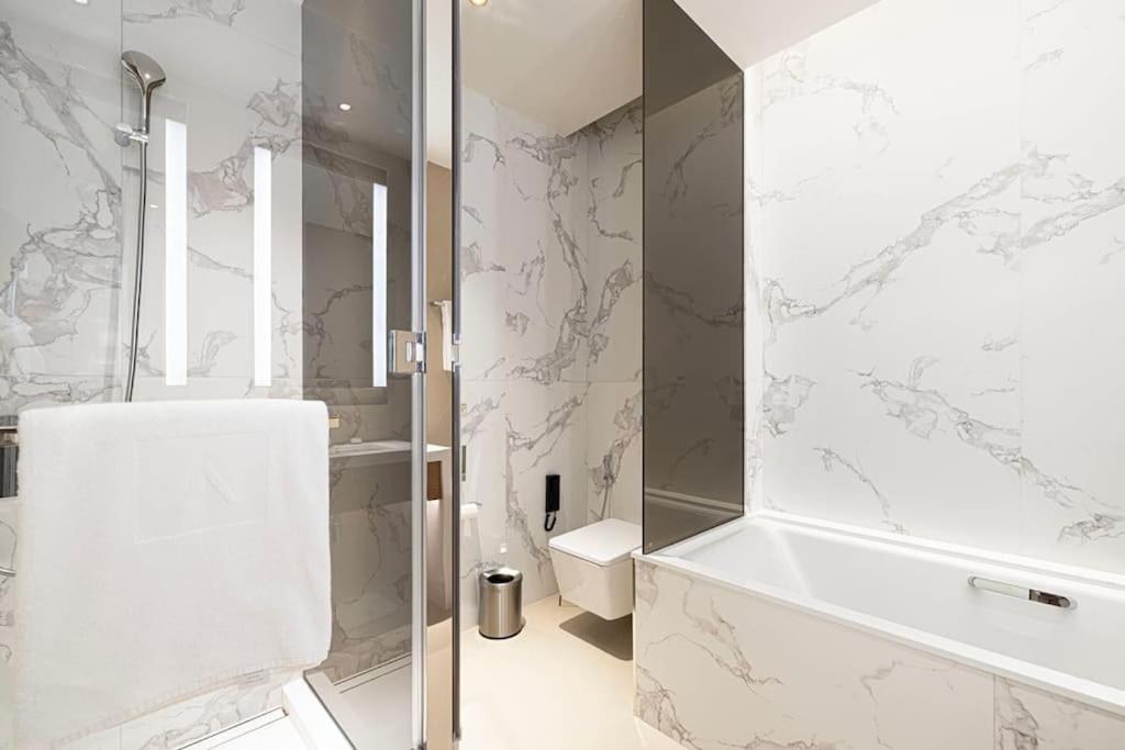Address Opera - Luxury 1 Bedroom Apartament Dubai