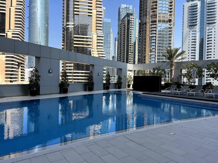 Ain View 1 Bedroom In Marina Appartement *