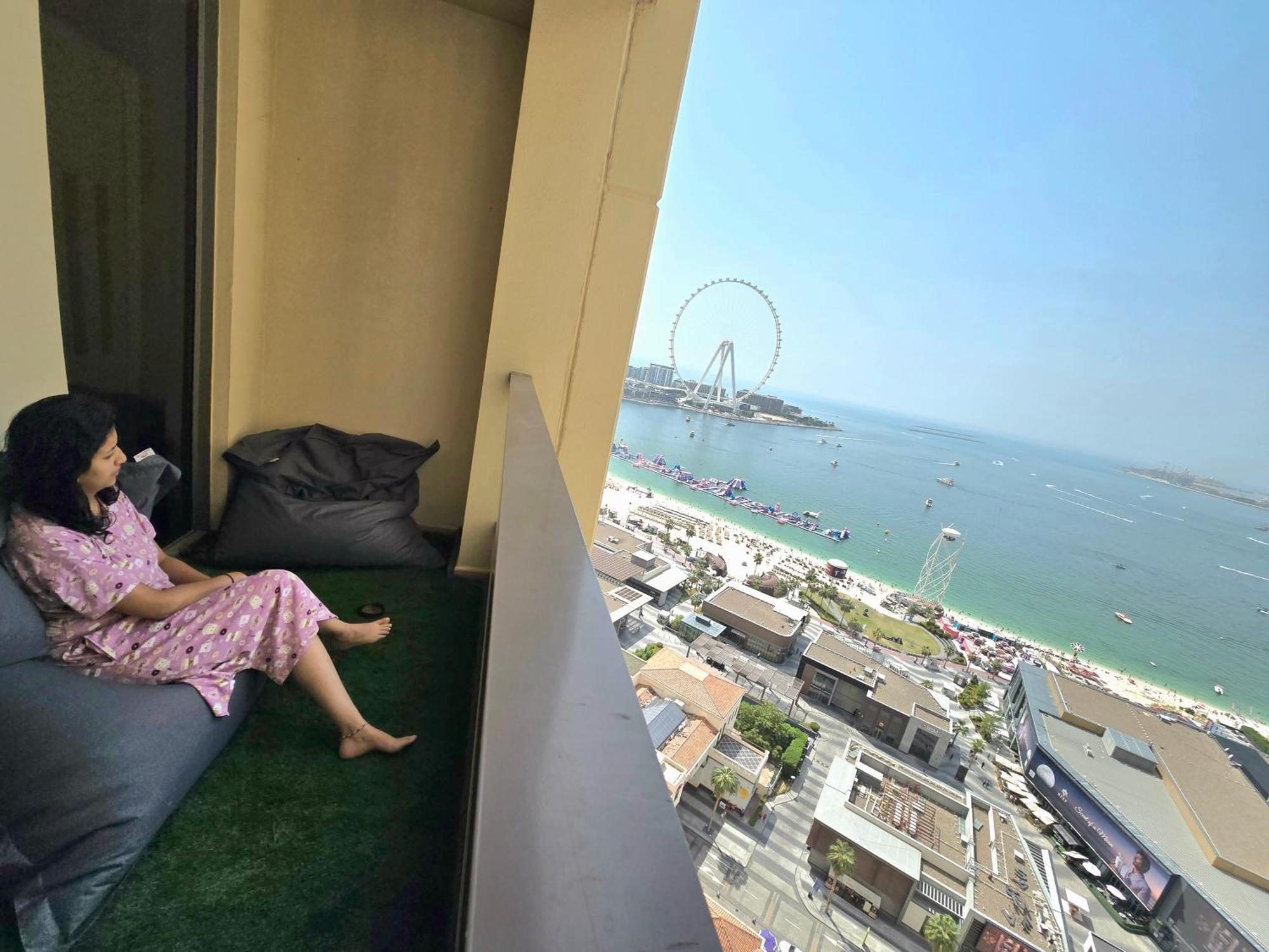 Appartement 1 World, Premium Hostel, Jbr, Near Metro And Beach *