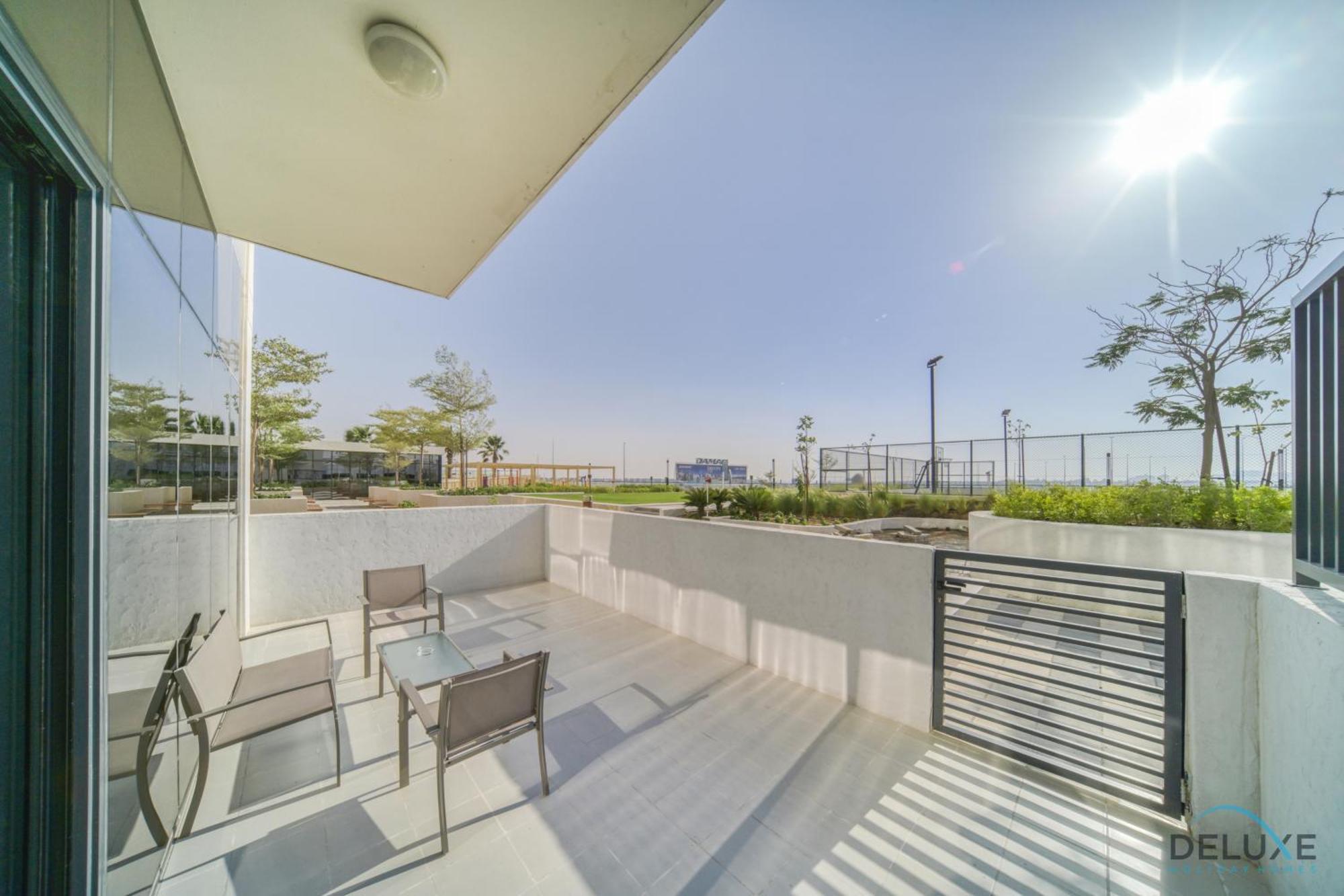 Peaceful 1br At Golf A Damac Hills By Deluxe Homes Appartement