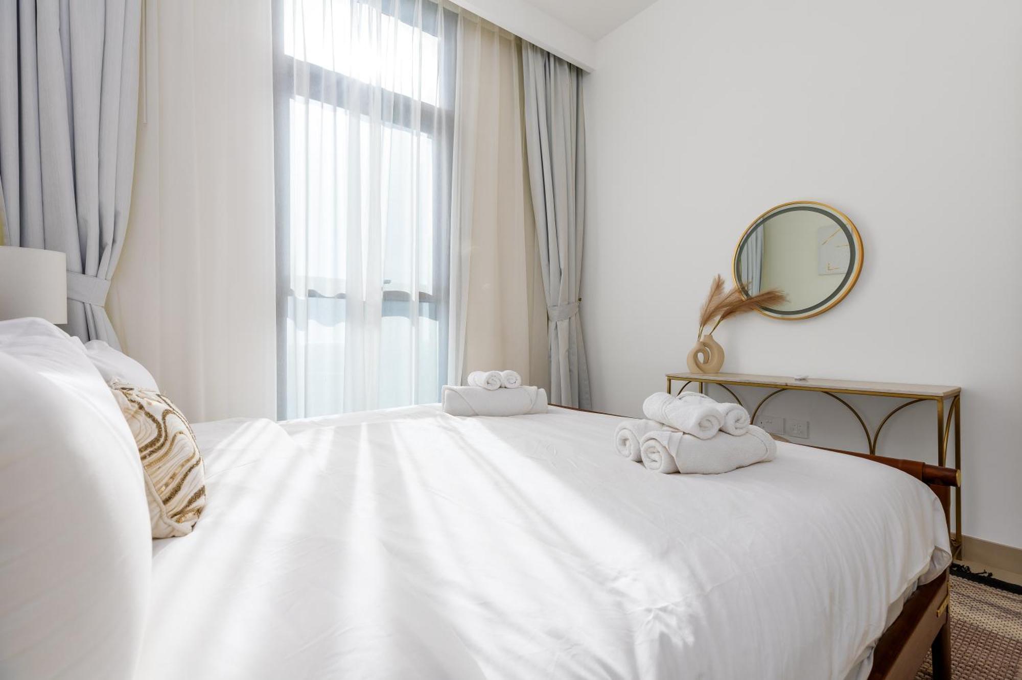 Waves Homes - Burj Crown Tower Appartement Dubai