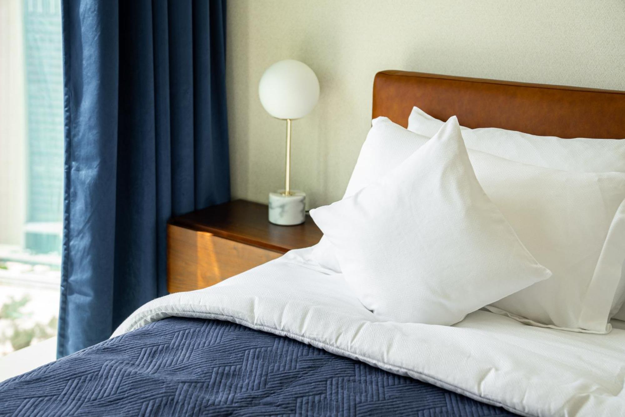 Apartemen Elegant Escapes - 3b Burj View, Direct Mall Access Dubai