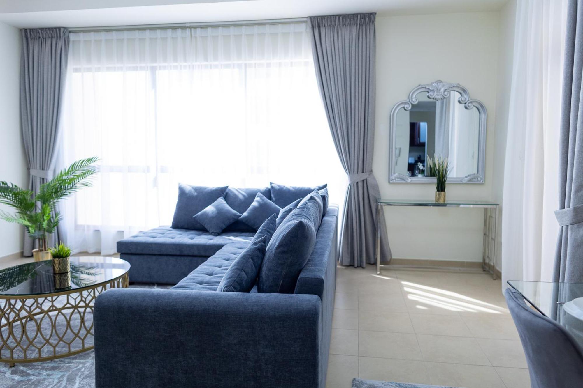 Apartemen On Jbr By Happy Season *