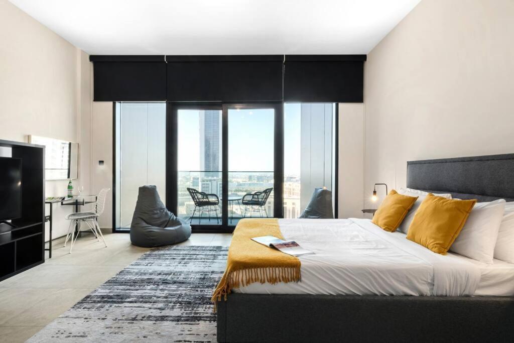First Class Cozy Urban Retreat Apartment Dubai