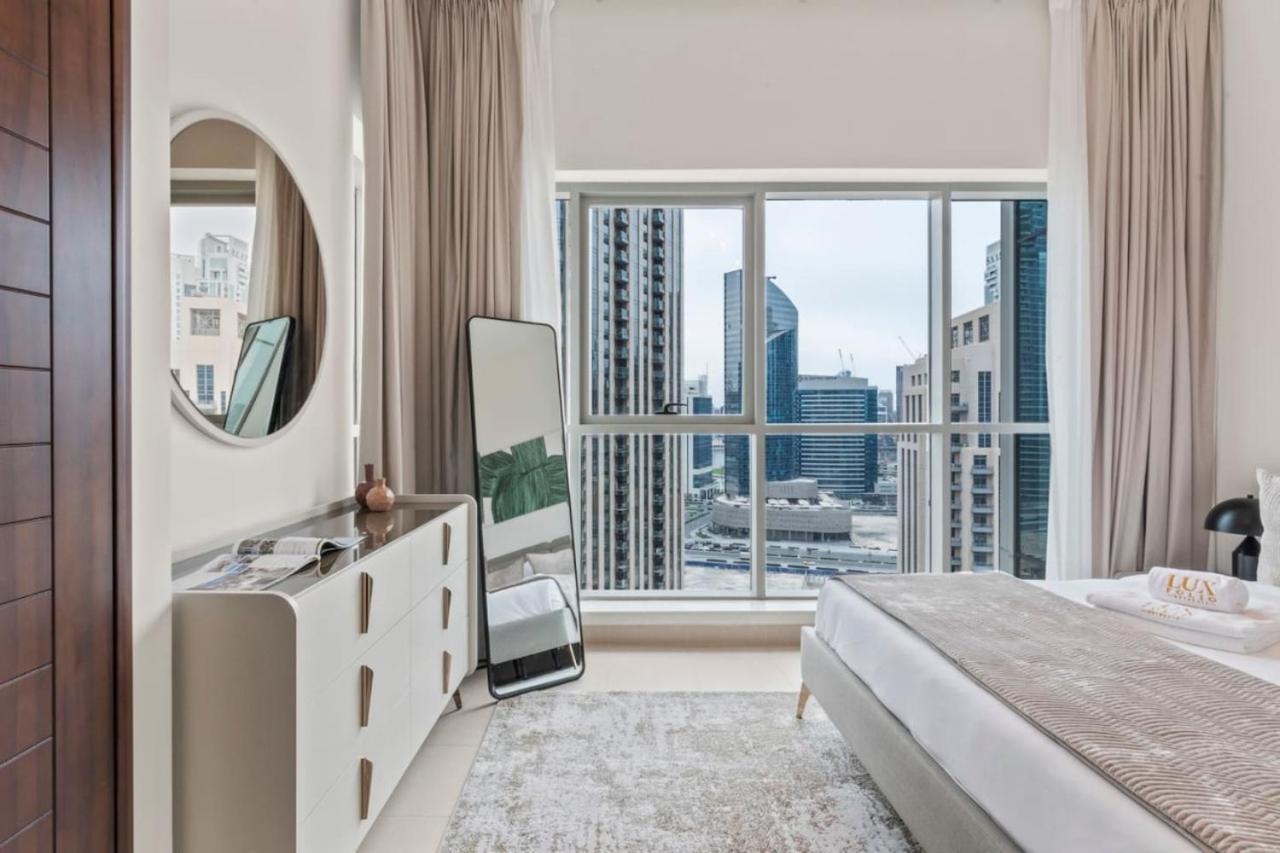 Stylish Upgraded 1 Bed Burj Khalifa Poolside View * Dubaï