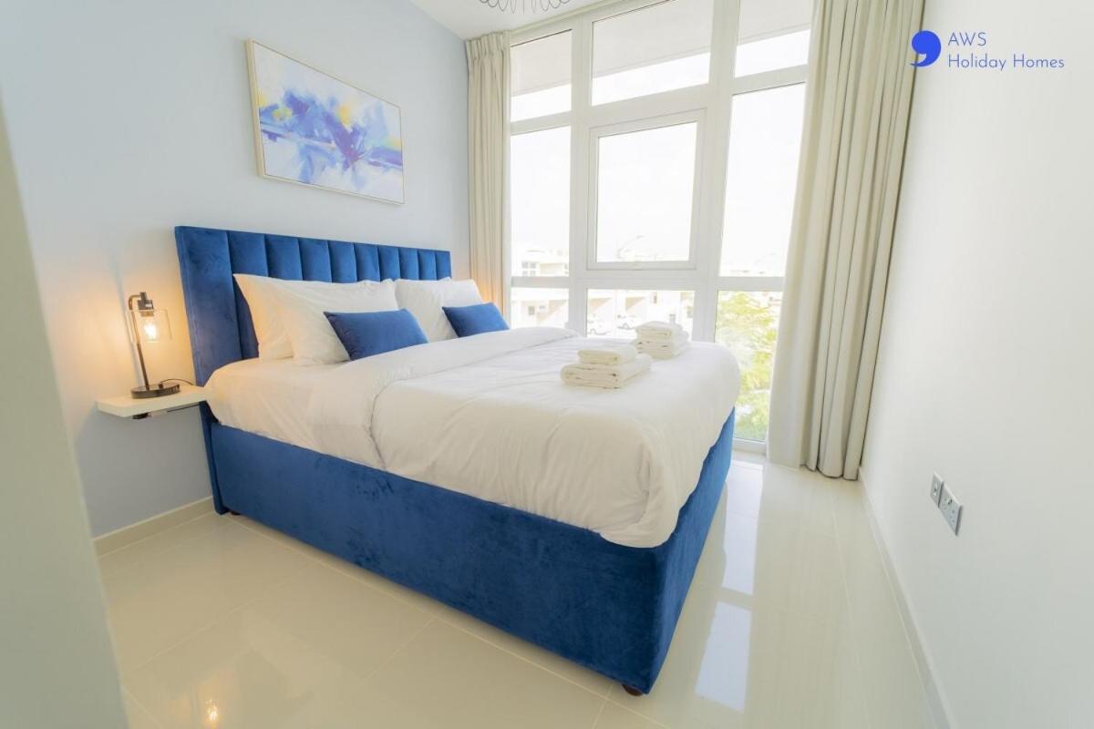 Villa Aws Homes - Elegant Townhouse With Garden Dubái