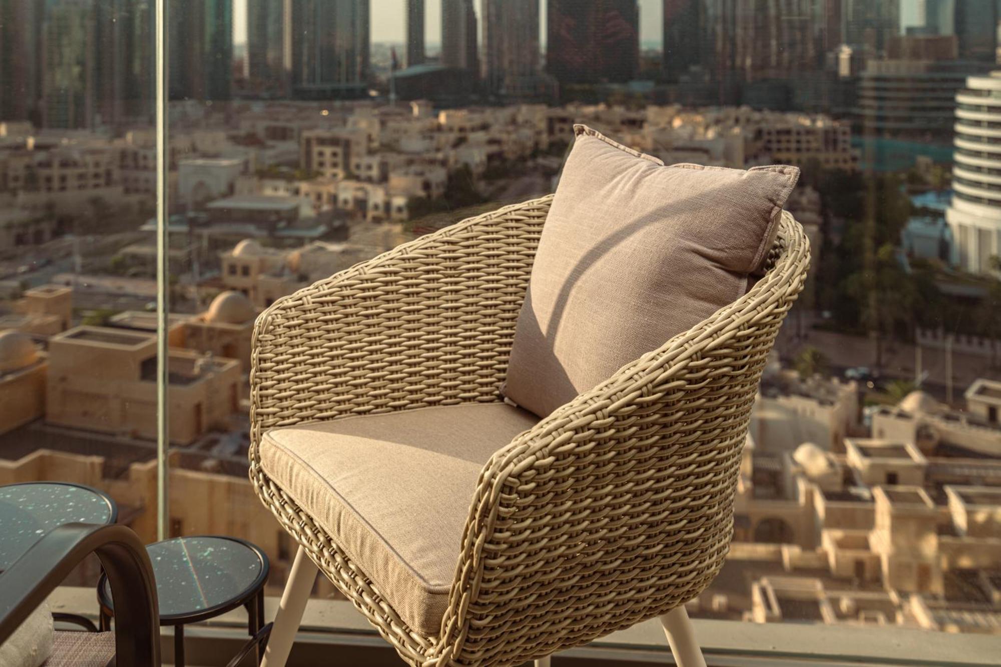 Lägenhet Prime Retreats @ Burj Royale By Emaar *