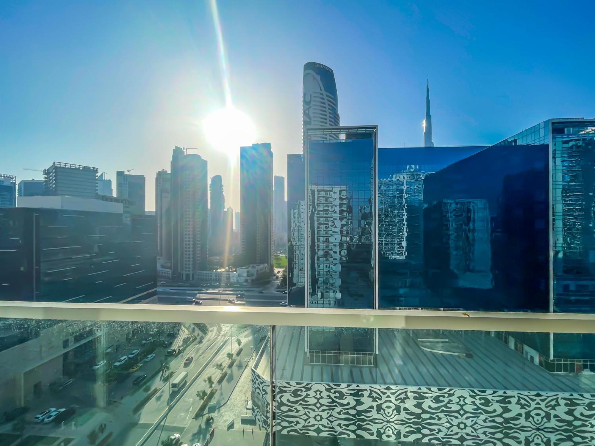 Apartamento Elegant Two Bedroom In Damac Majestine - Business Bay - Ezytrac *