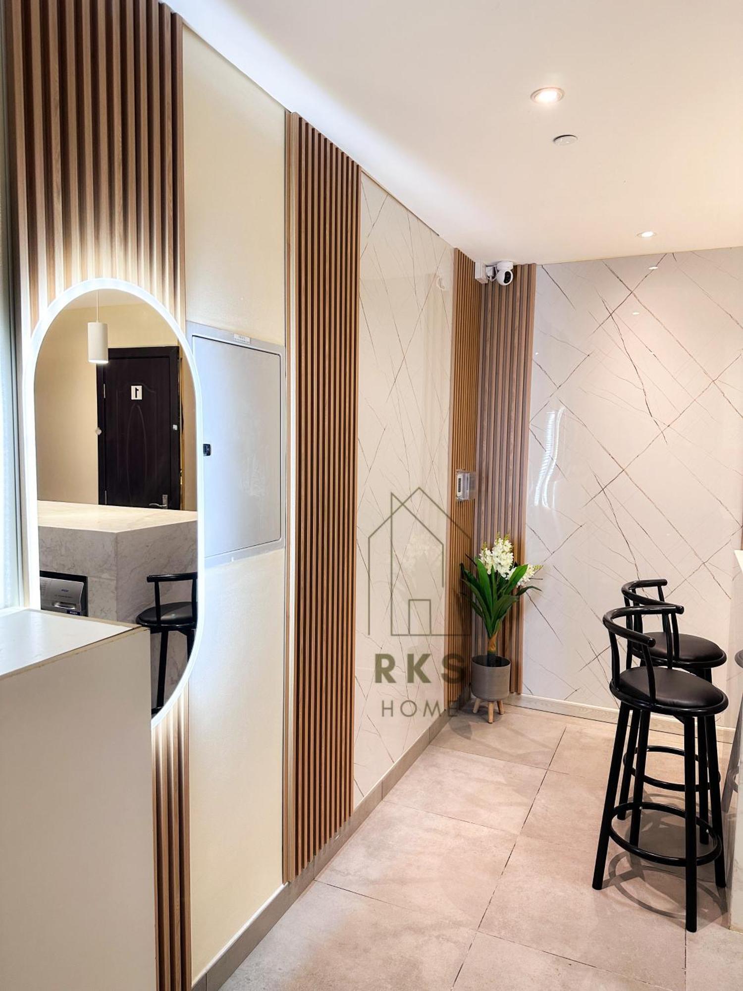 With Private Near Downtown Business Bay Habitación en casa particular *
