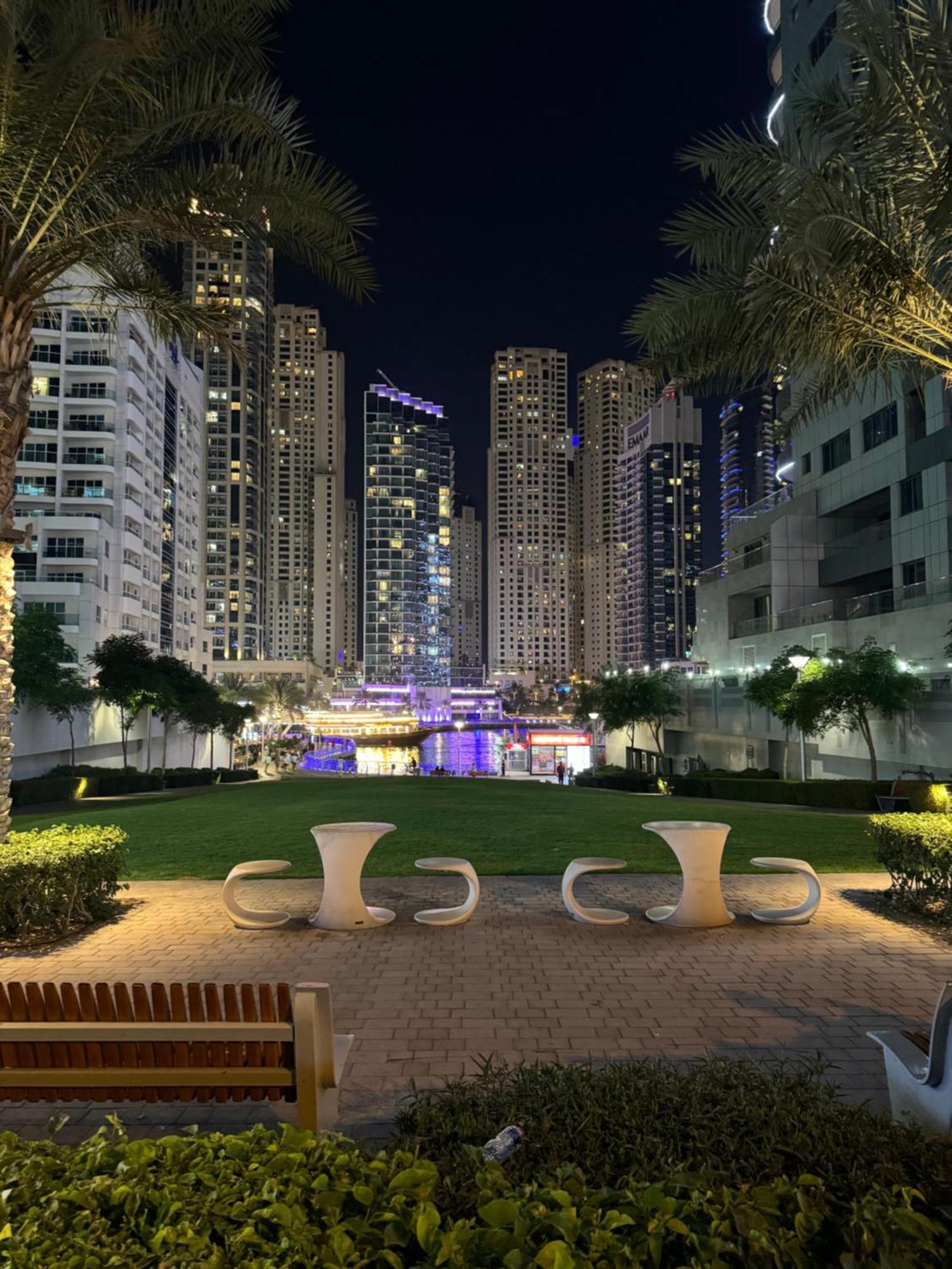 Golden Hour Marina View Apartment