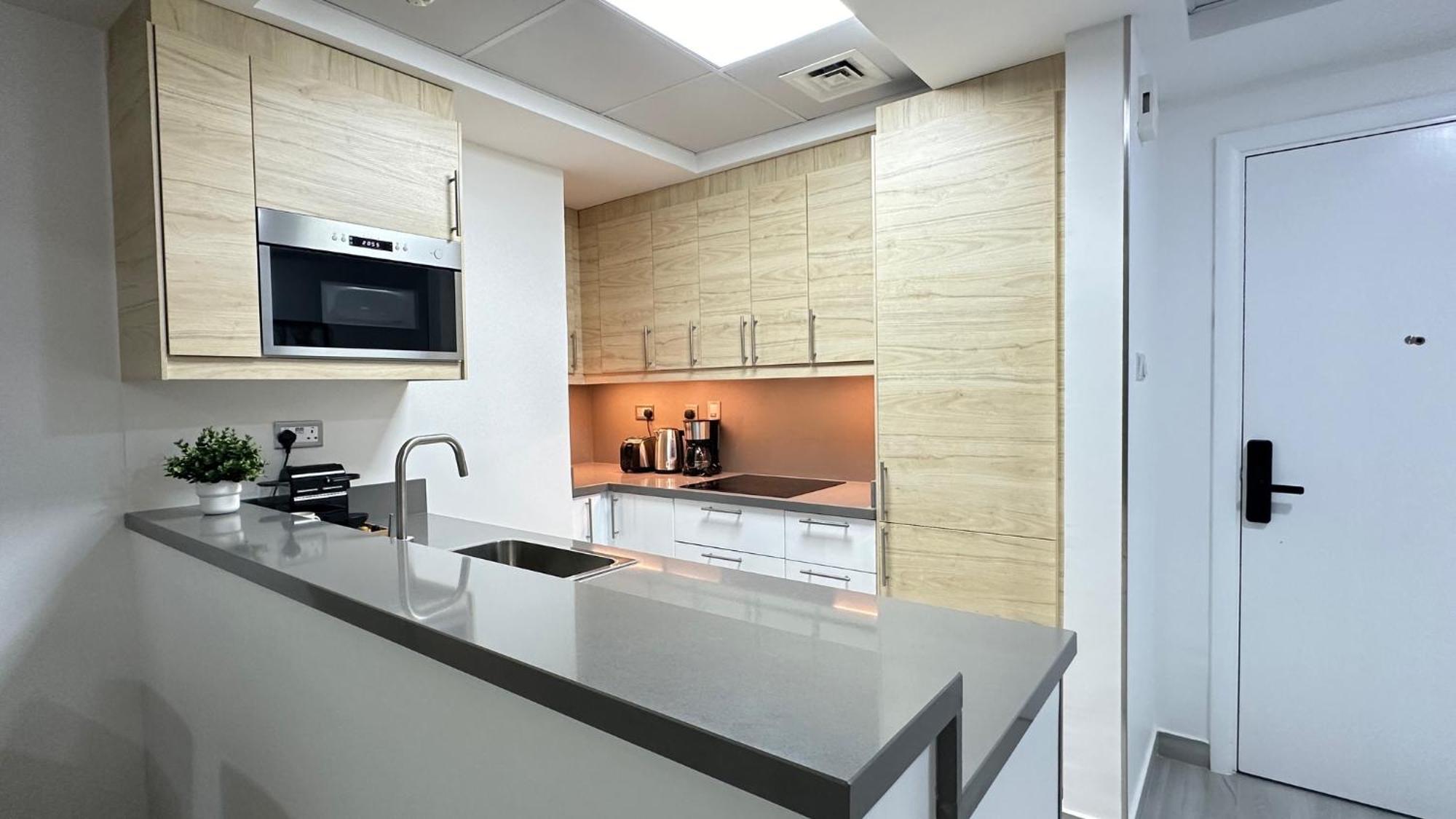 Modern 1br In Marina With Sea View Apartamento Dubái