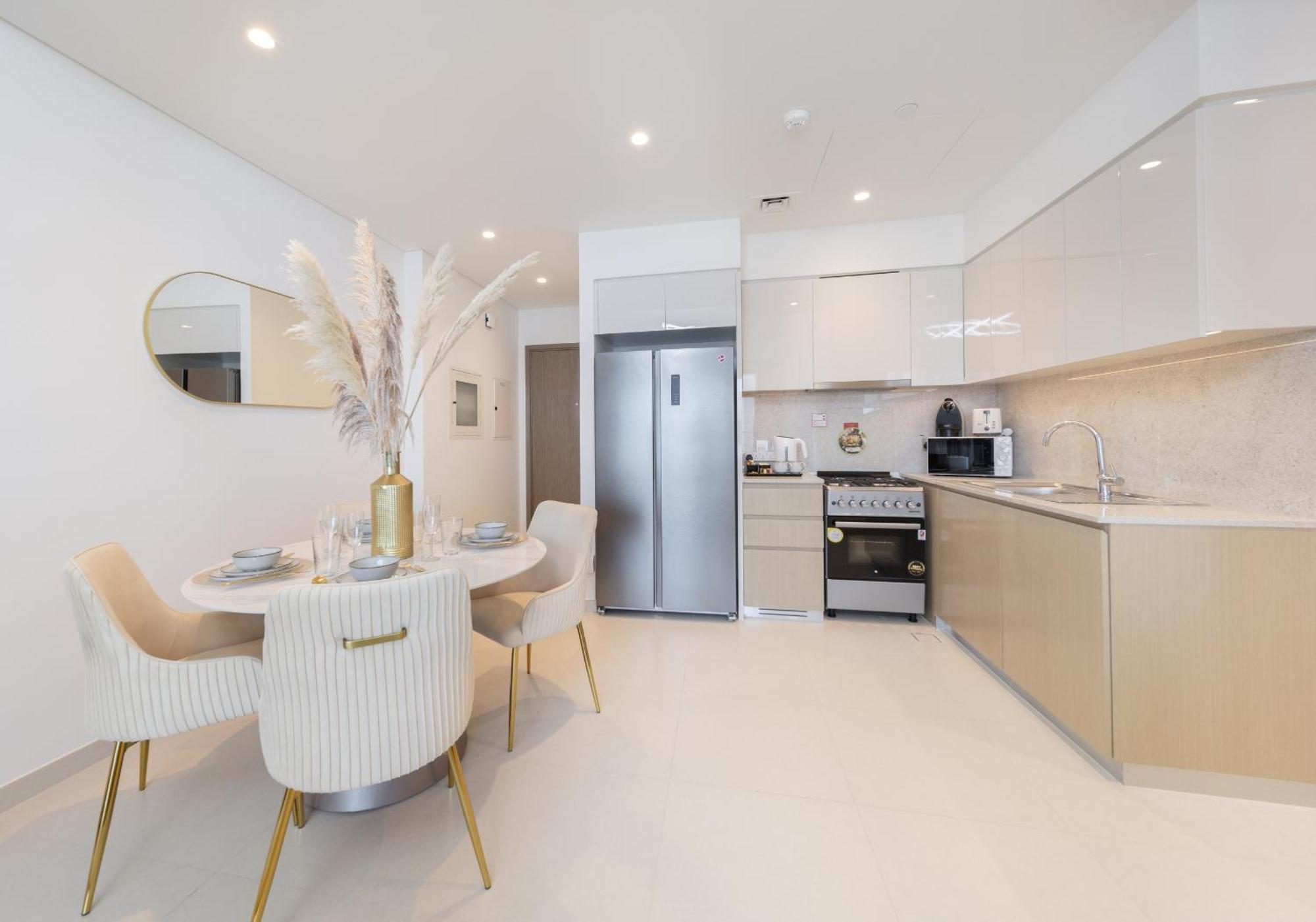 Appartamento Eden's Homes & - Burj Royale Dubai