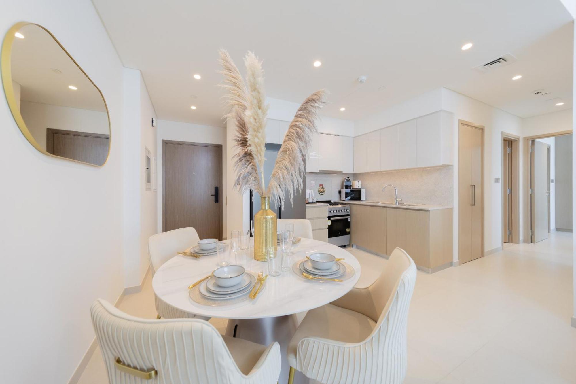 Eden's Homes & - Burj Royale