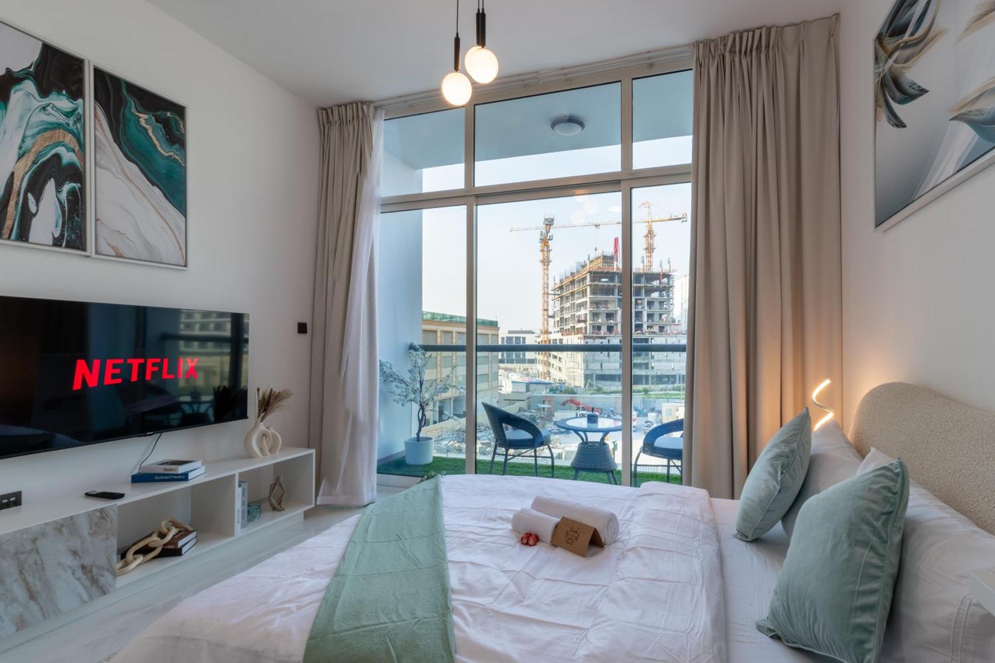 Queen Bed, Full Kitchen, New Unit Dubaï