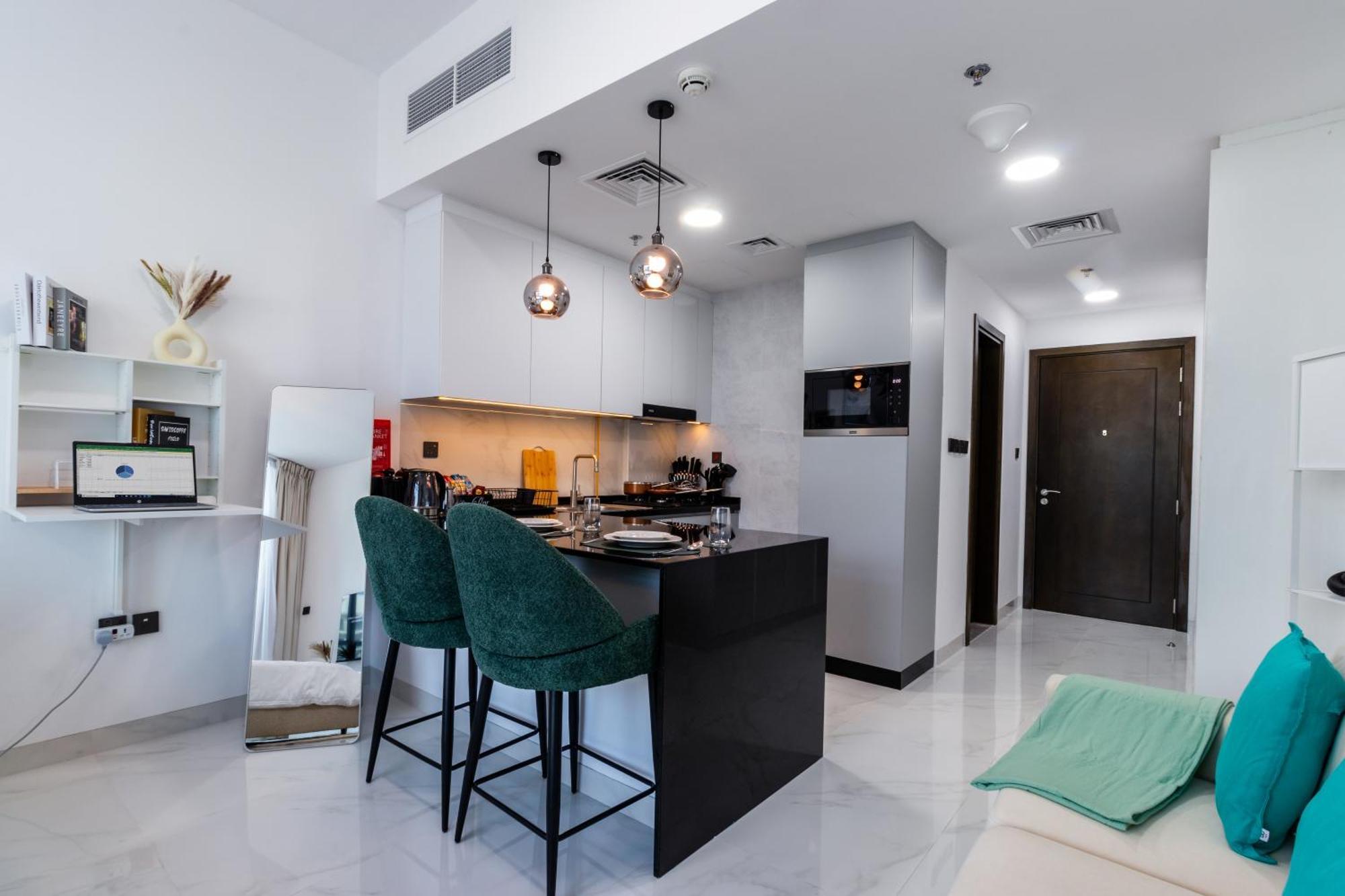 Appartement Queen Bed, Full Kitchen, New Unit