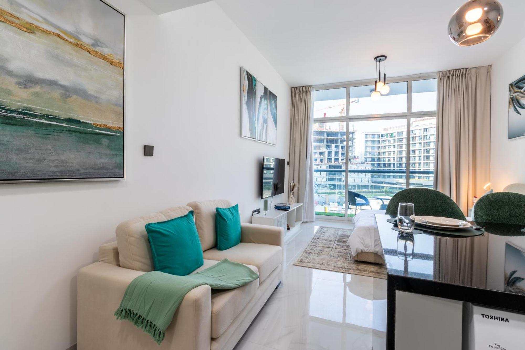 Queen Bed, Full Kitchen, New Unit Dubaï
