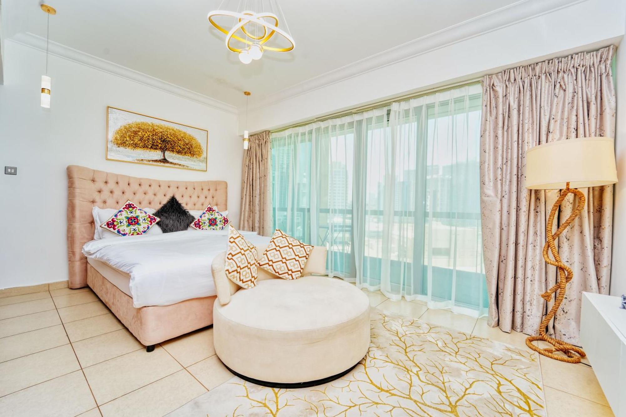 Luxury - Downtown 8 Minute Walk To Burj Khalifa & Mall Apartment *