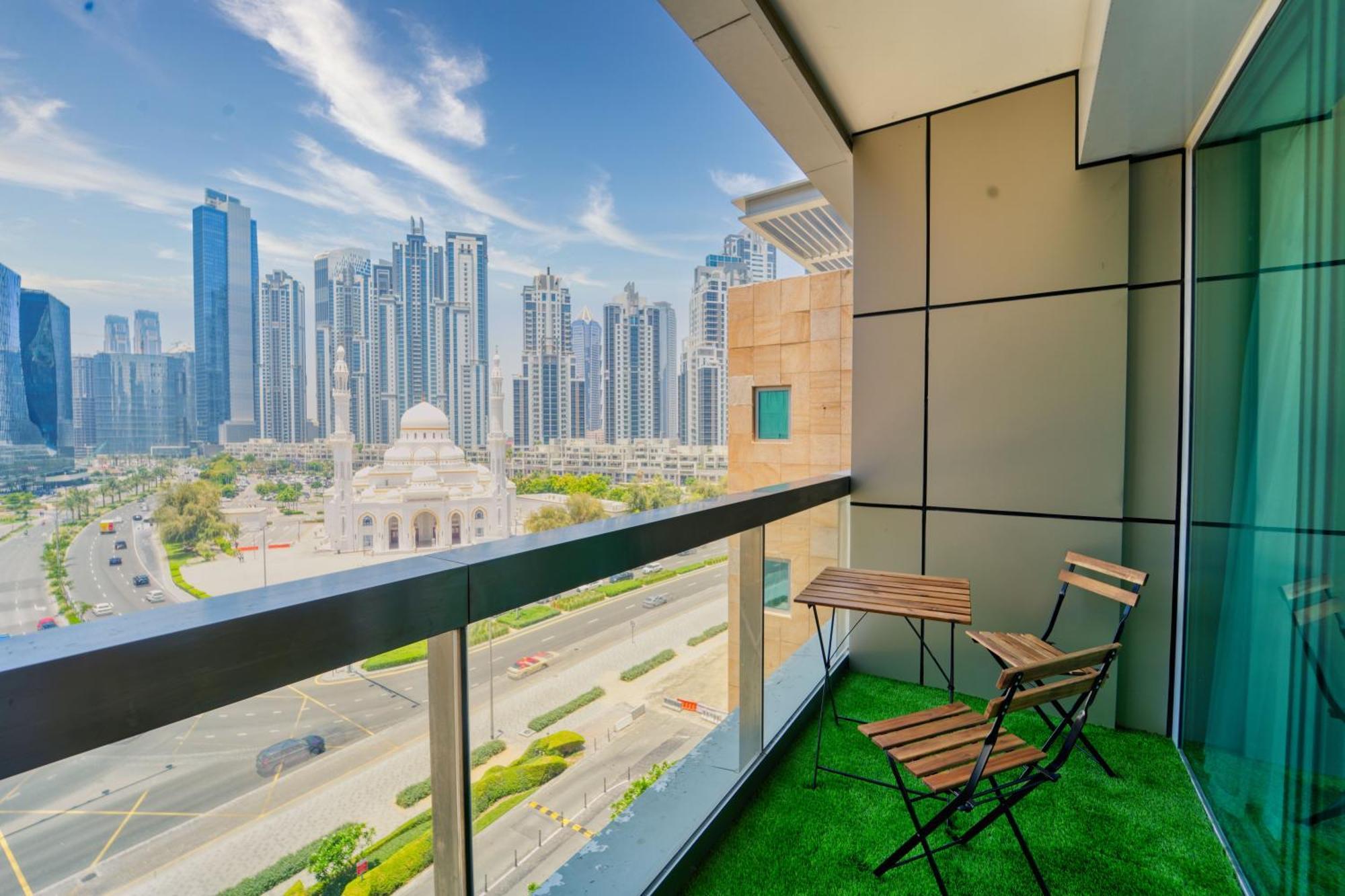 Luxury - Downtown 8 Minute Walk To Burj Khalifa & Mall Apartment *