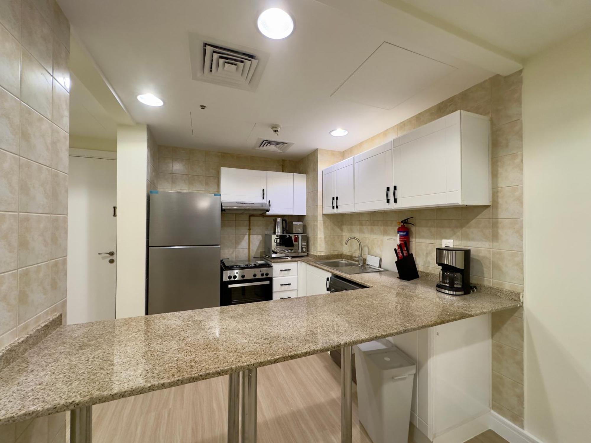 Jvc Emirates Garden Quickstay Homes 32 Dubái
