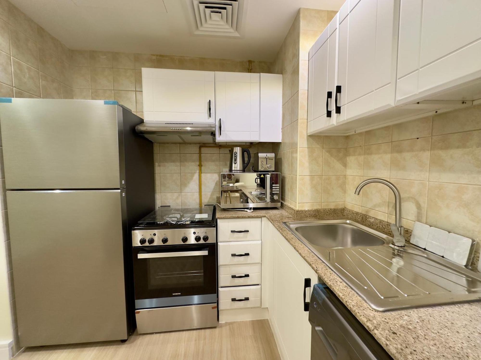 Jvc Emirates Garden Quickstay Homes 32 Apartamento Dubái