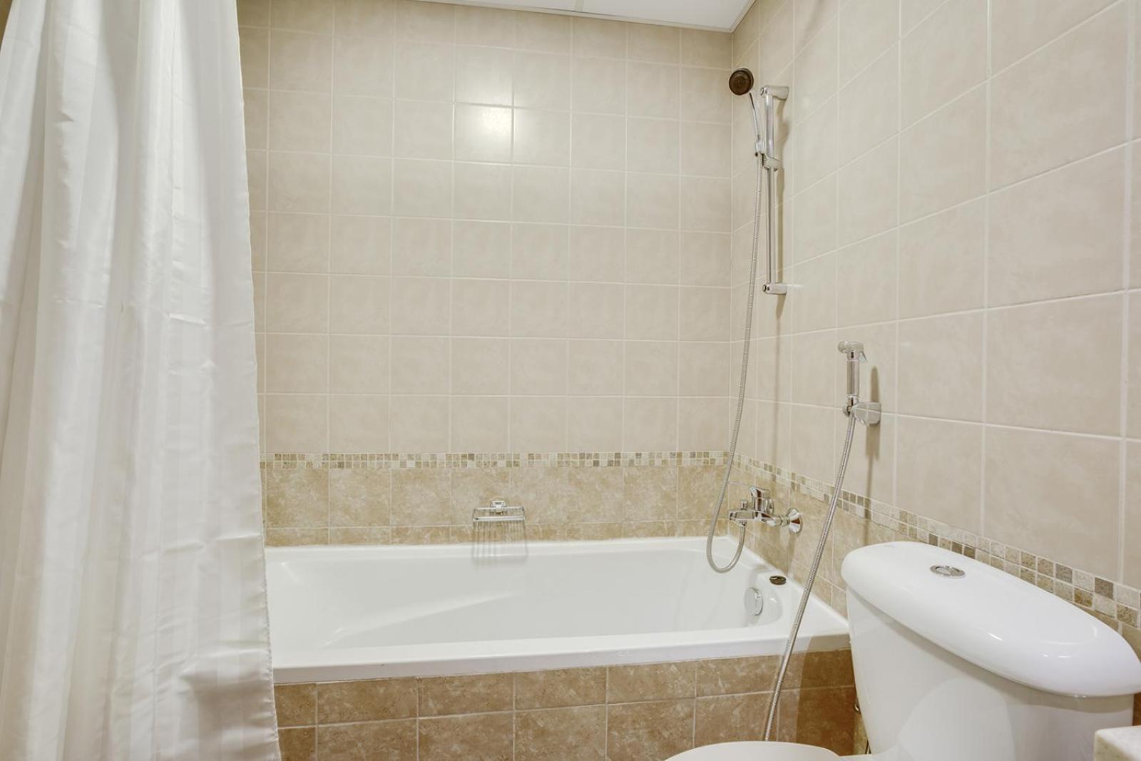 Lägenhet Stylish 2bd With Great View In Marina View Tower