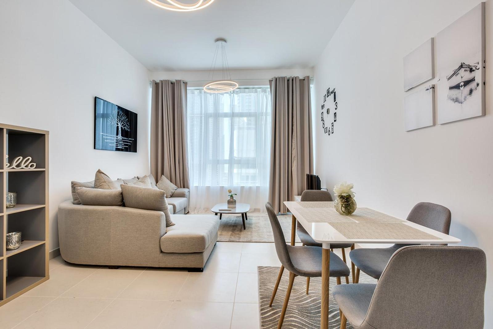 Lägenhet Stylish 2bd With Great View In Marina View Tower
