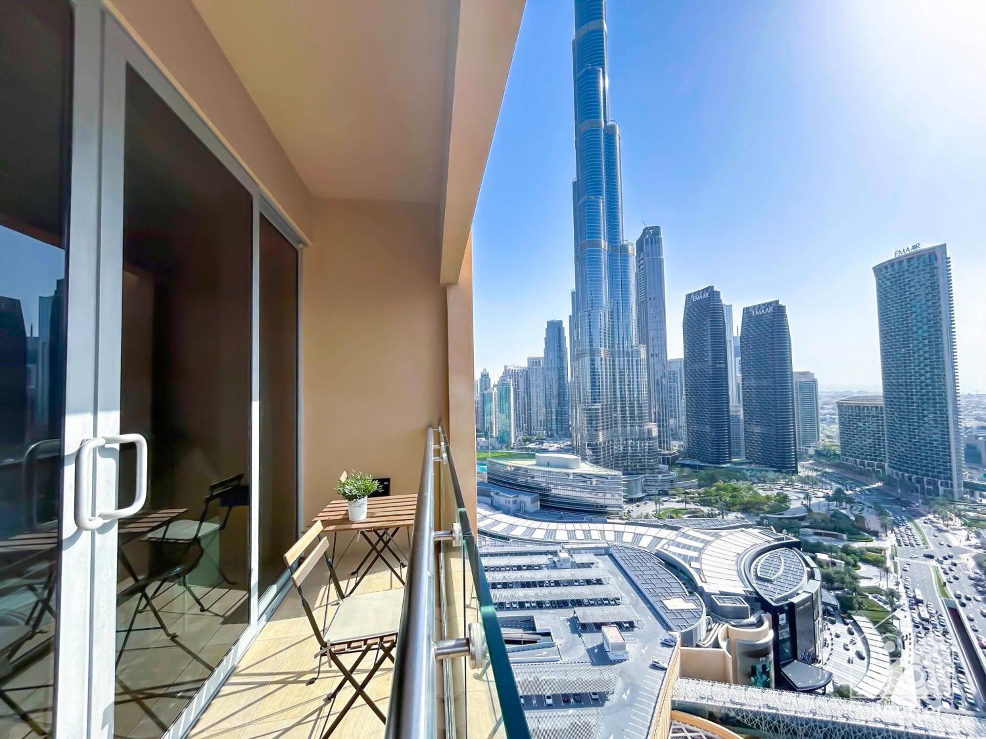 Address Mall Balcony Burj View Lägenhet *
