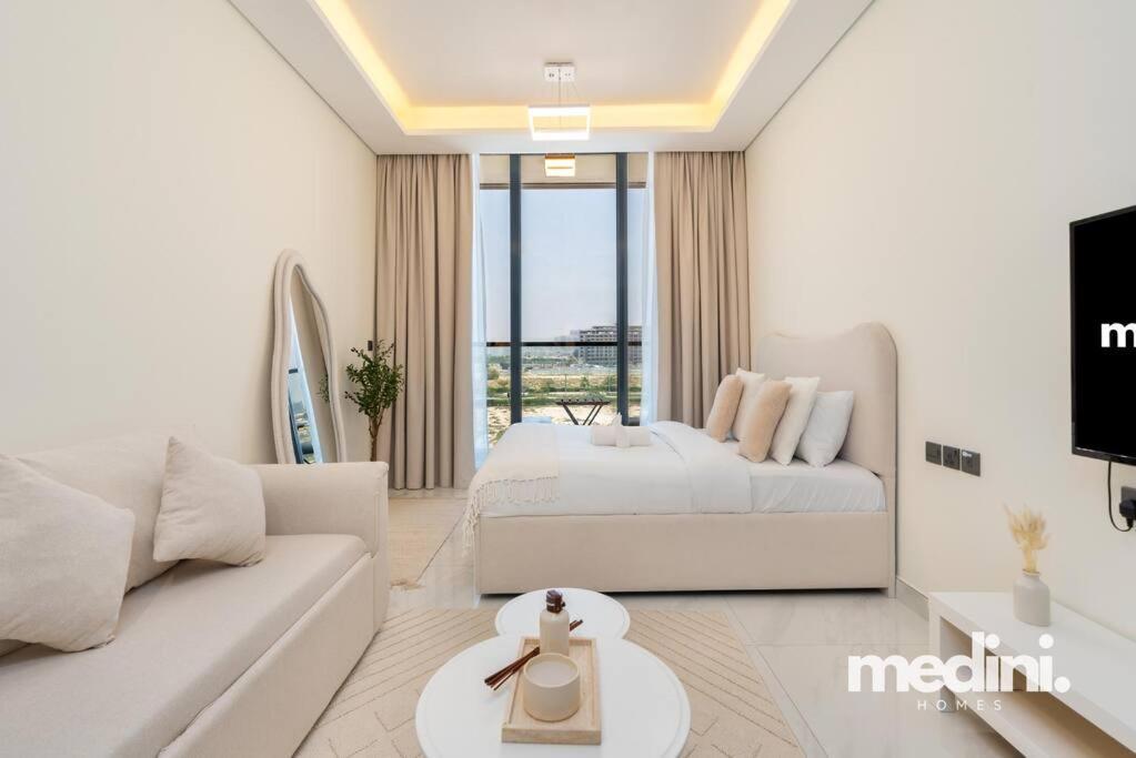 In Samana Golf Avenue - *