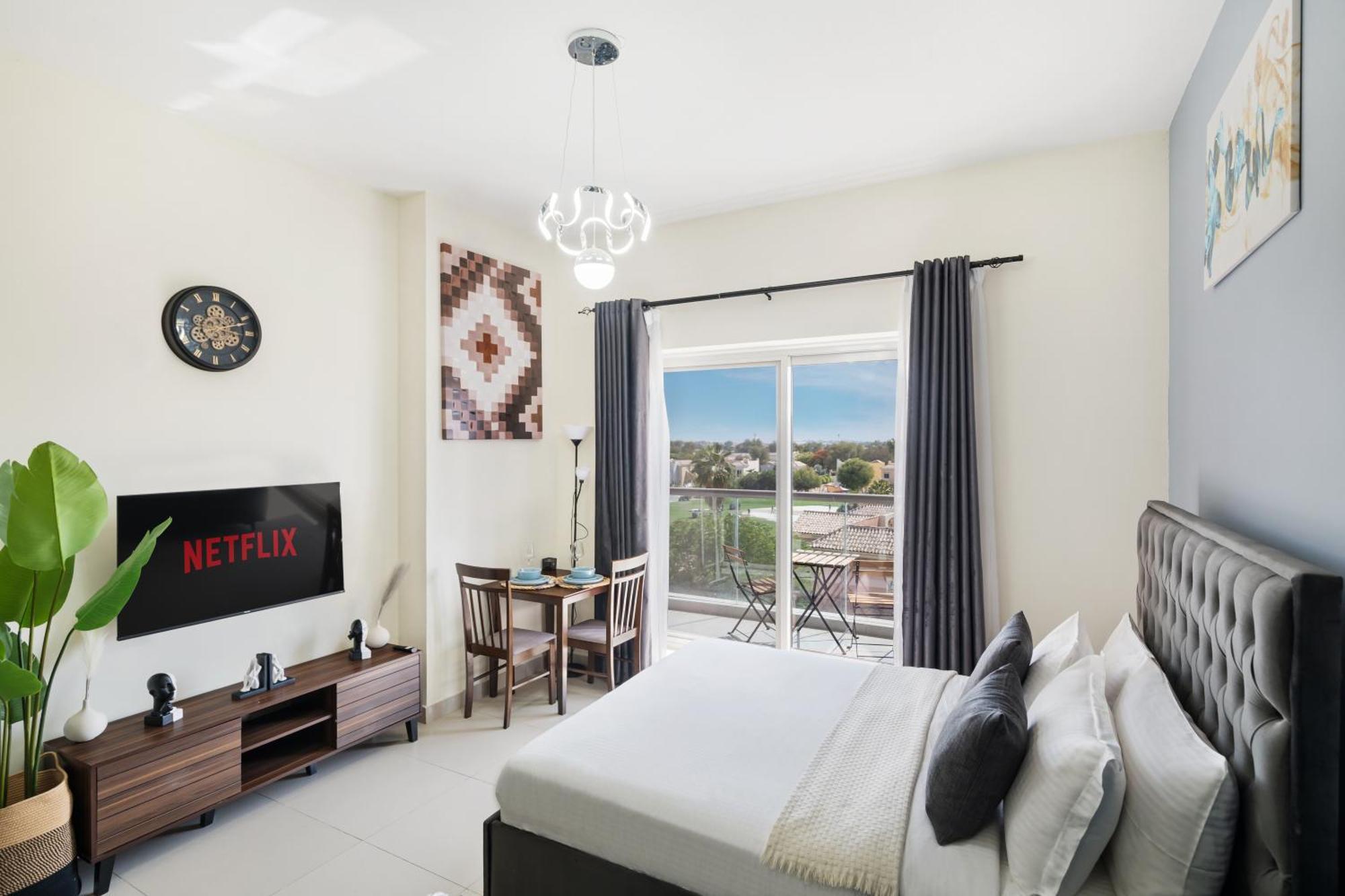 Upscale In Eagleheights, Sports Lägenhet Dubai