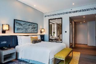 Taj Jumeirah Lakes Towers 5* Dubai