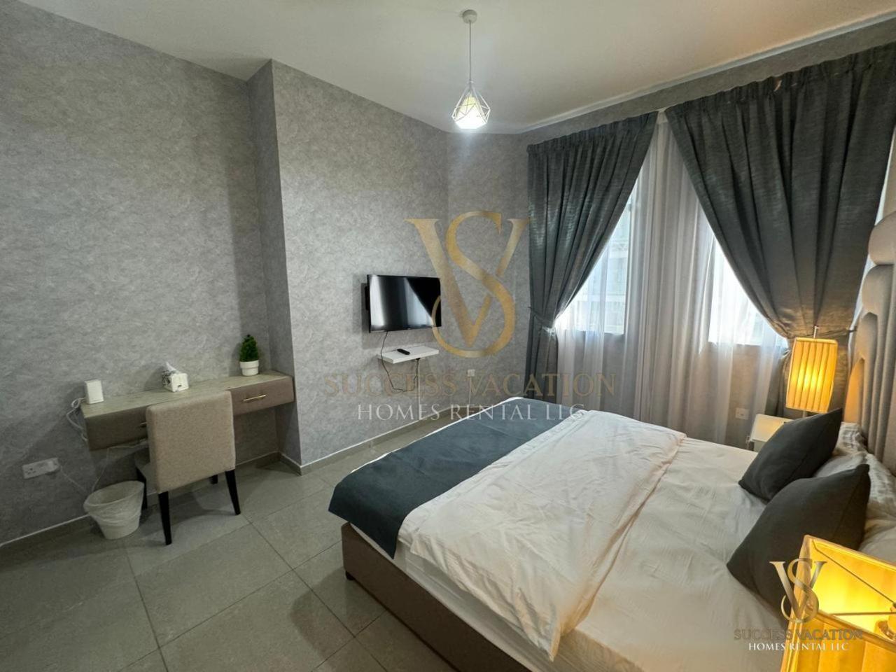Marina , Success Luxury Apartments, Near Jbr And Metro Station-daily Free Housekeeping Included Lejlighed *