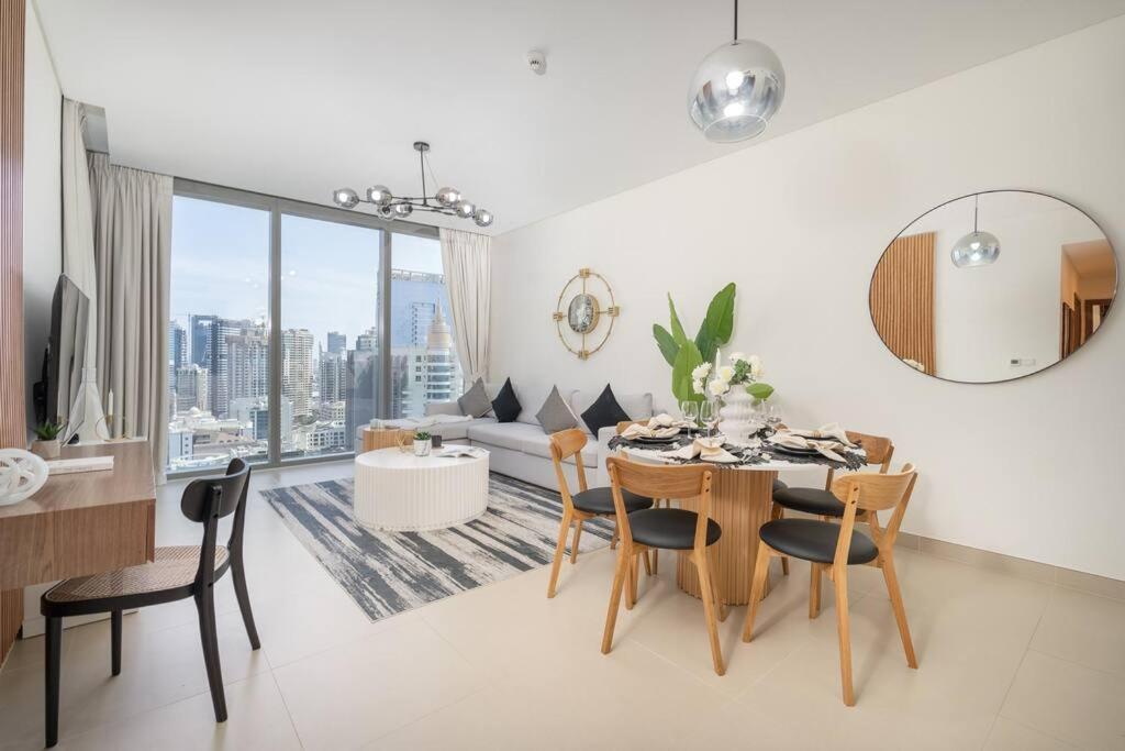 Apartemen Vogue - 5242 Marina - Marina Views Near Jbr & Ain