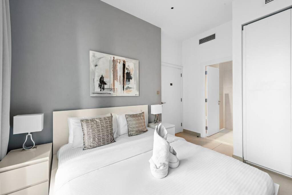 Lägenhet First Class 1br Modern Comforts With Pool View *