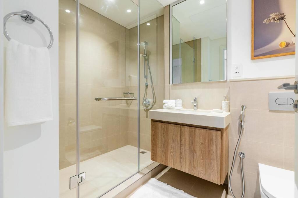 On Off Hh- Downtown Views 2 Apartment Dubai