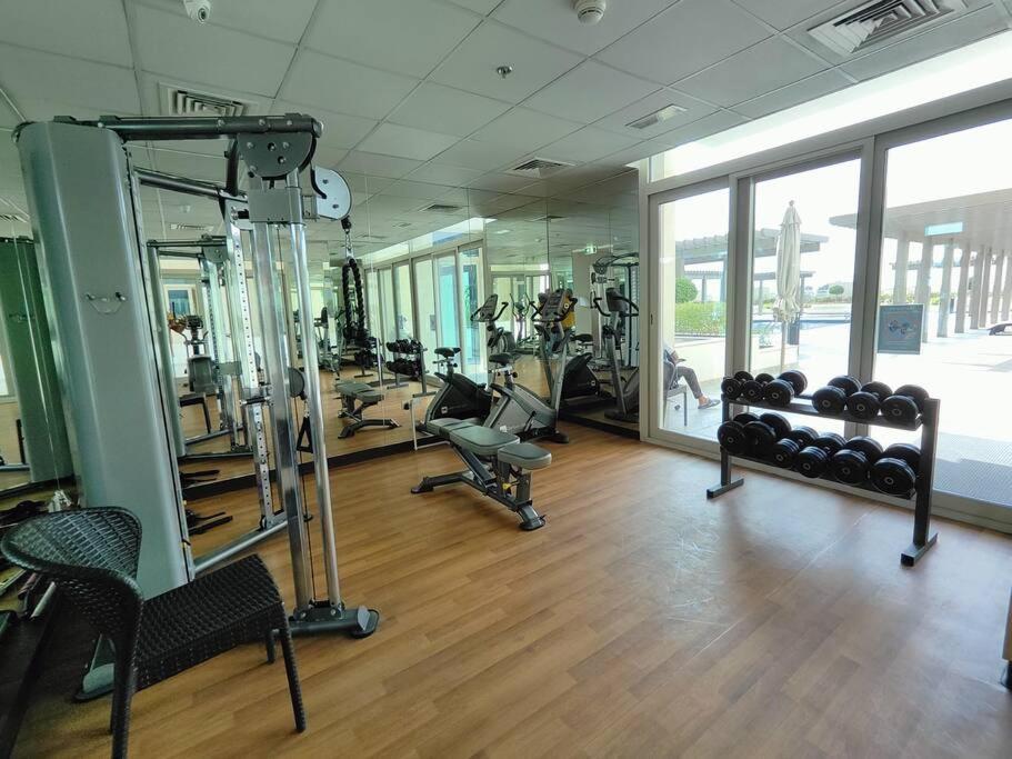 Semesterbostad 1 Bed - Azizi Daisy - Furjan Dubai