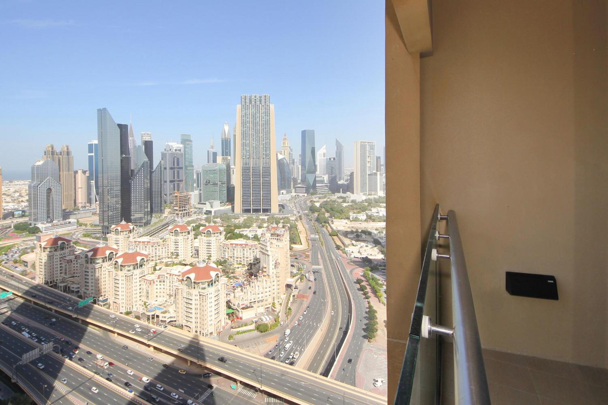New Arabian -address Emaar Fashion Avenue *