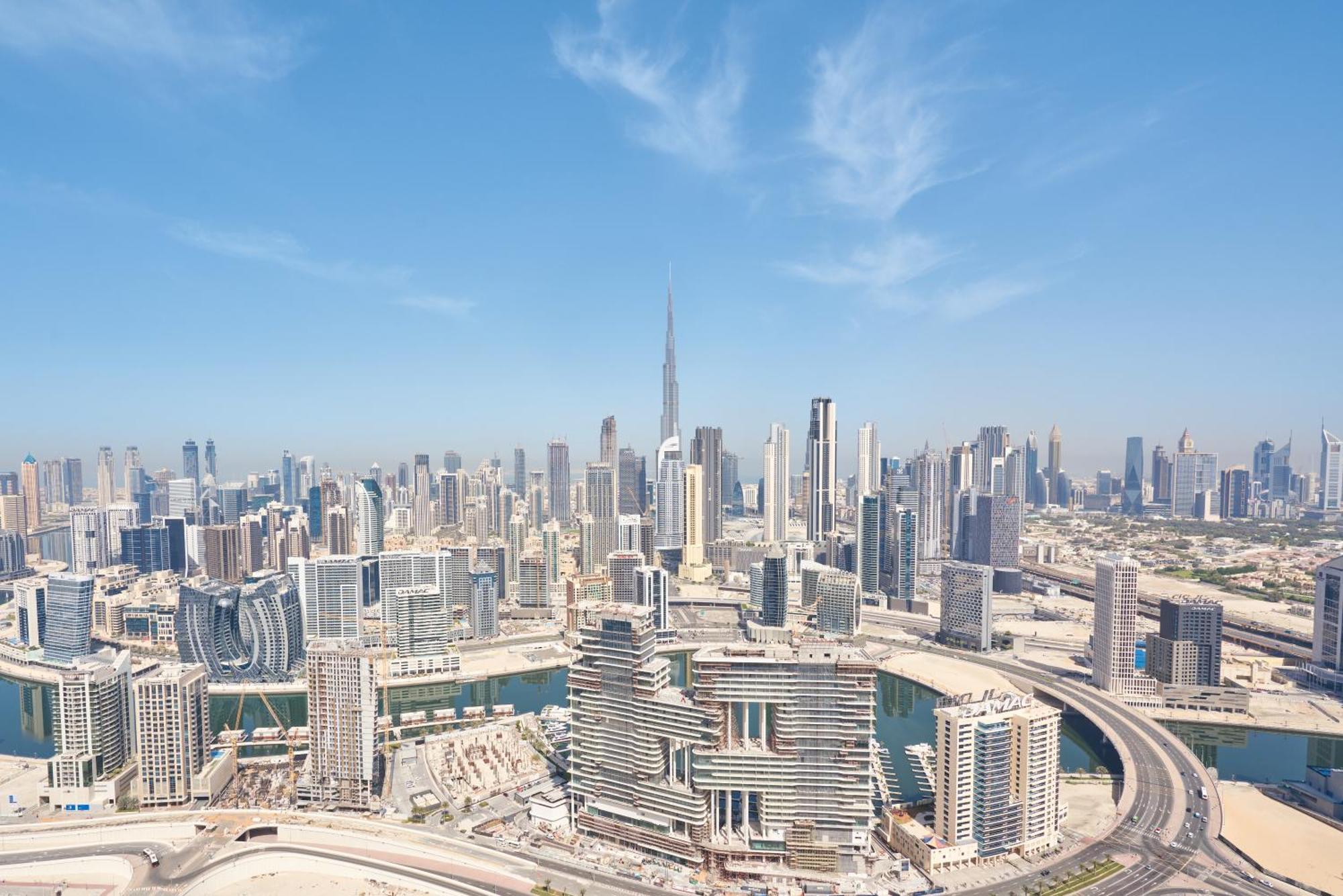 Aliving Supreme 2br Paramount Towers Business Bay With Burj Khalifa View 6202